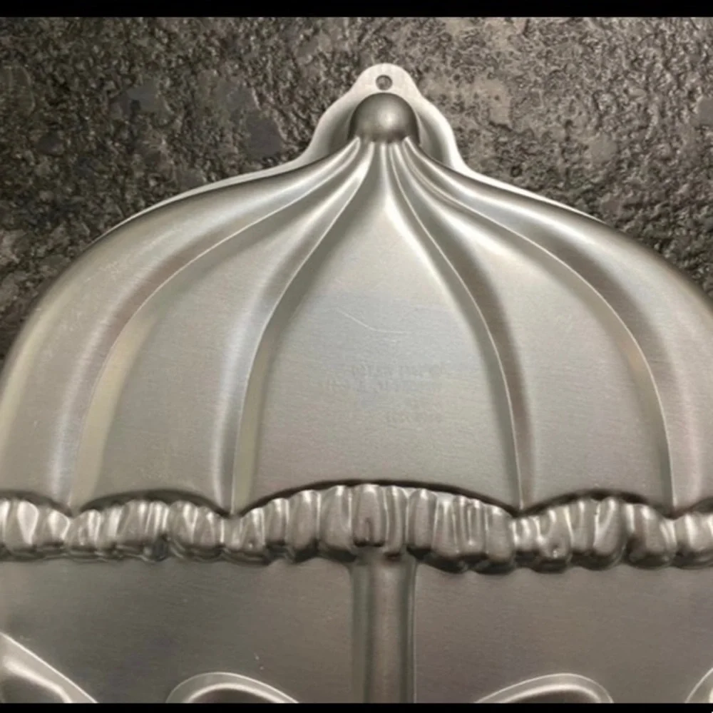 1984 WILTON Cake Pan Baby Shower/Bridal‎ Shower Umbrella